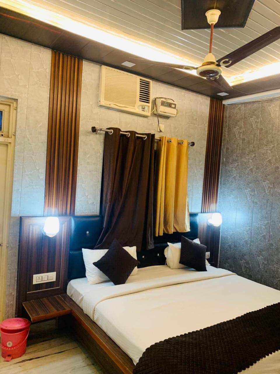 The For U - A Luxury Stay Rišikéš Exteriér fotografie